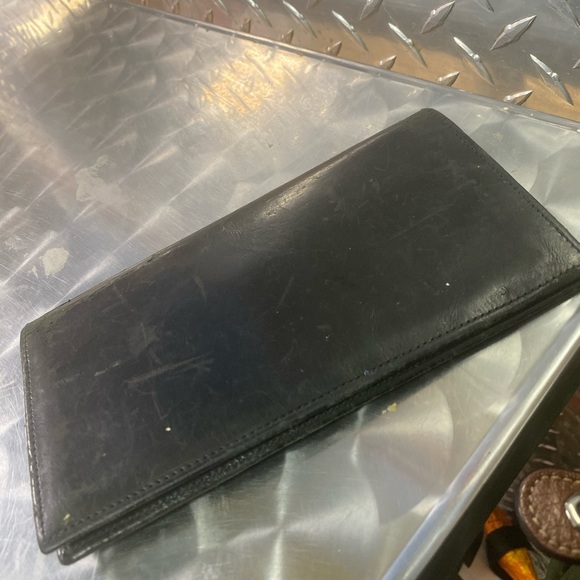 COACH VTG BLK DISTRESSED SLIM LEATHER Wallet RARE $ FIRM - Picture 1 of 2